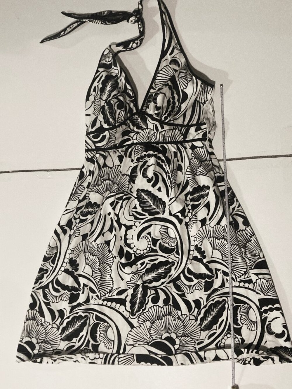 A.N.A A New Approach Black White Halter Dress Size 6 RN 93677
